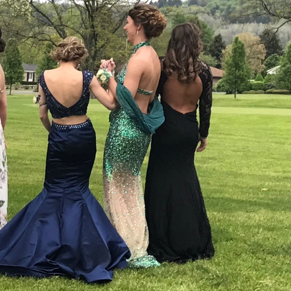 Prom Dress org-$1,000 worn at Vegas Pageant Show - Picture 3 of 3